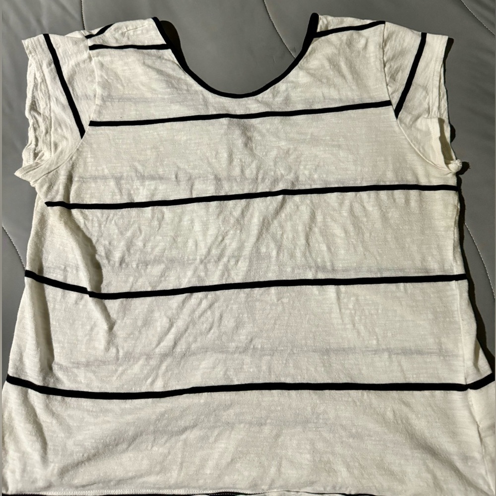 Calvin Klein top - women.